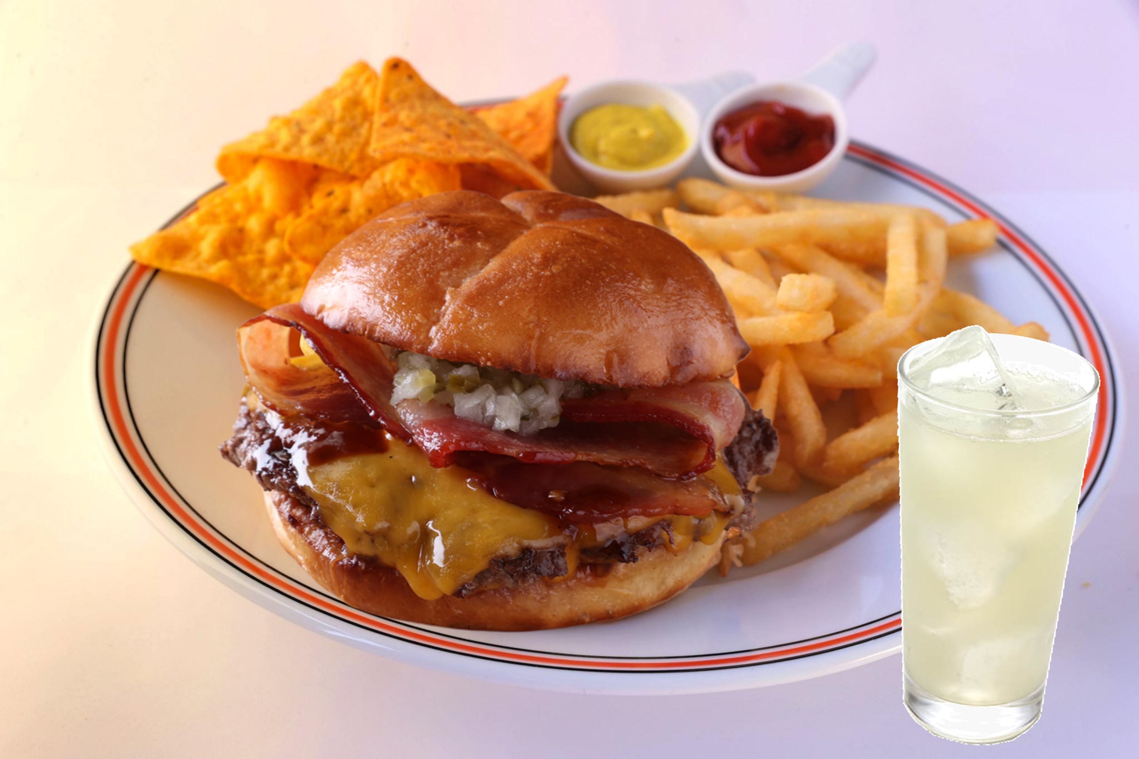 BBQベーコンチーズS+レモンサワー（S B TOKYO）