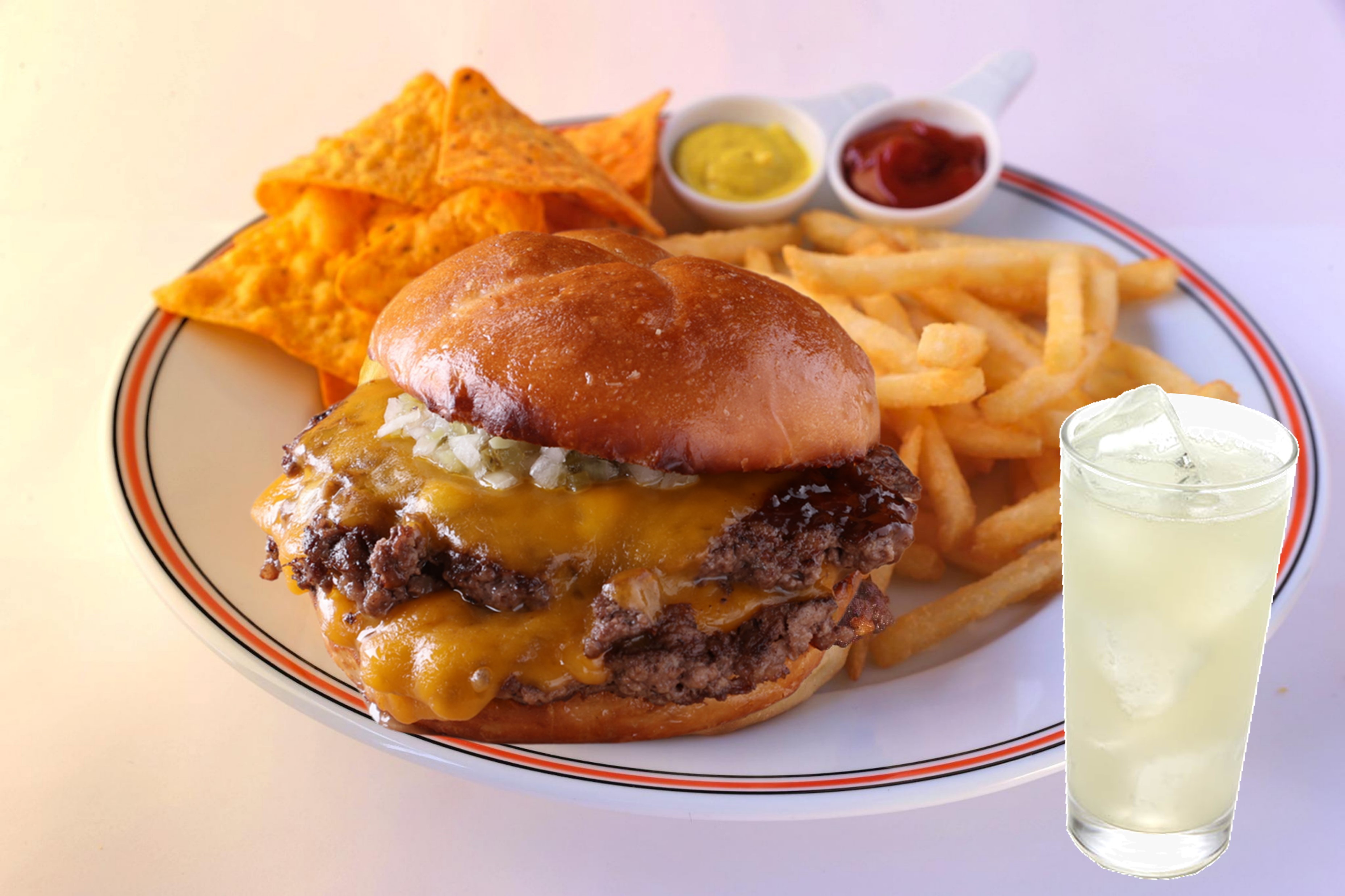 ダブルチーズS＋レモンサワー（S B TOKYO）