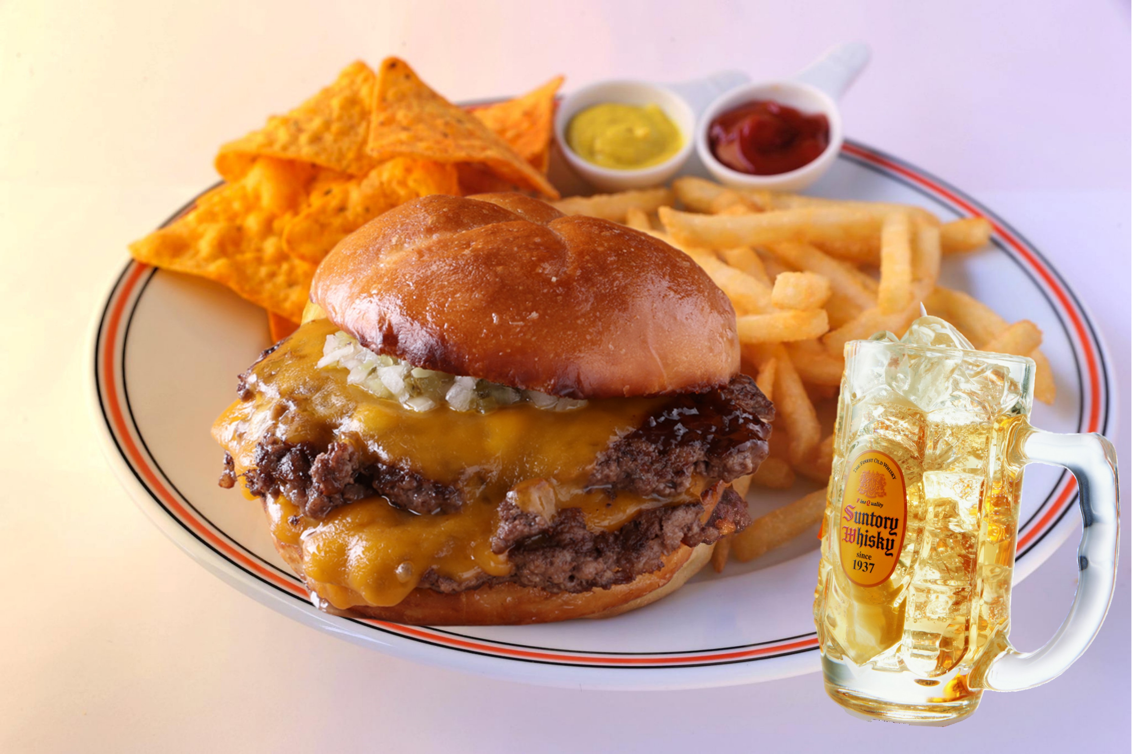 ダブルチーズS＋ハイボール（S B TOKYO）