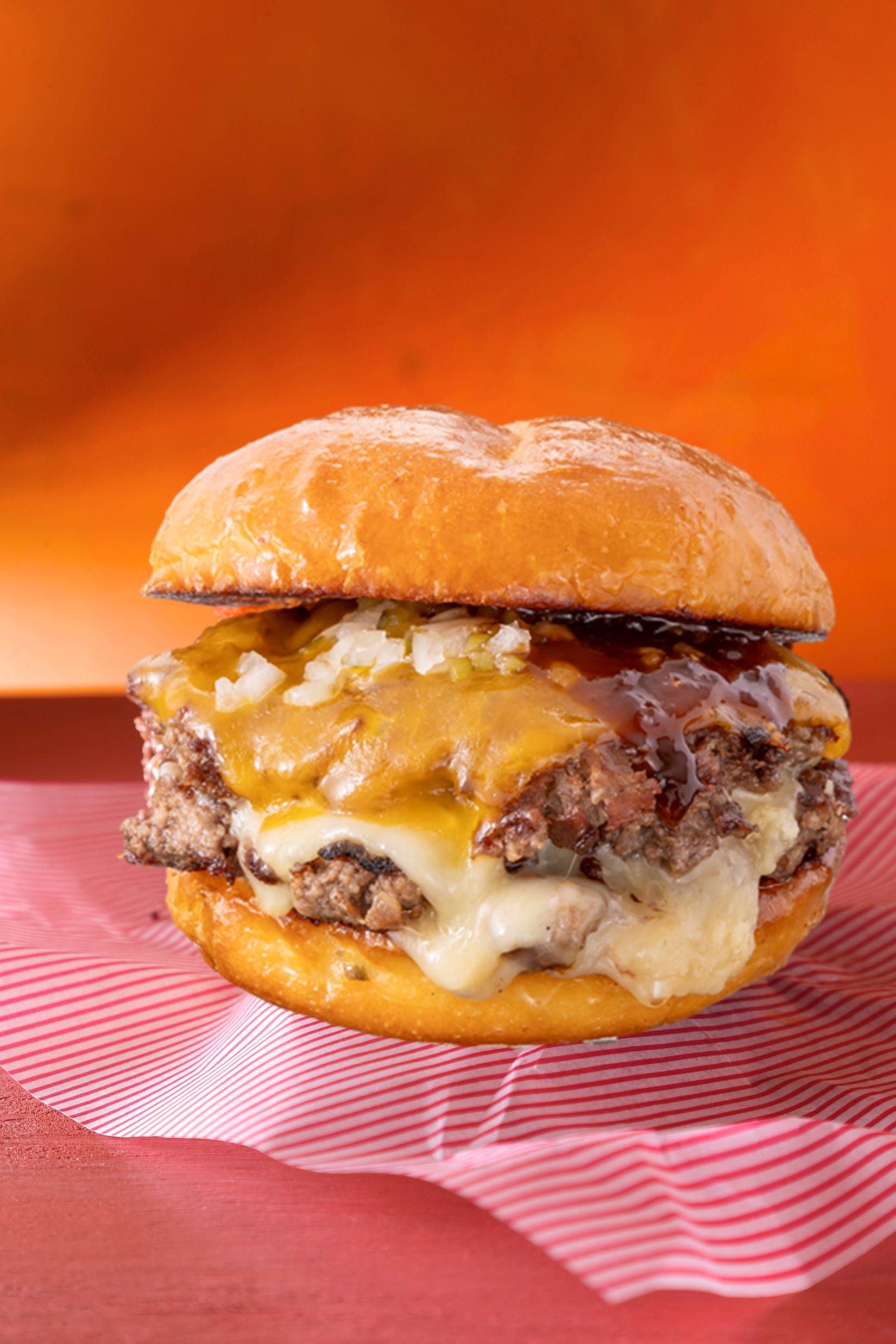 魅惑のハニーチーズバーガー.jpg