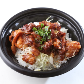 ホルモン丼.png